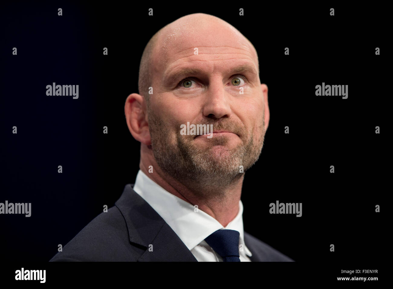 Retired rugby hires stock photography and images Alamy