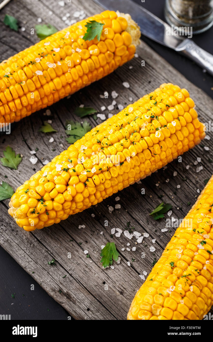 Delicious grilled corn Stock Photo - Alamy