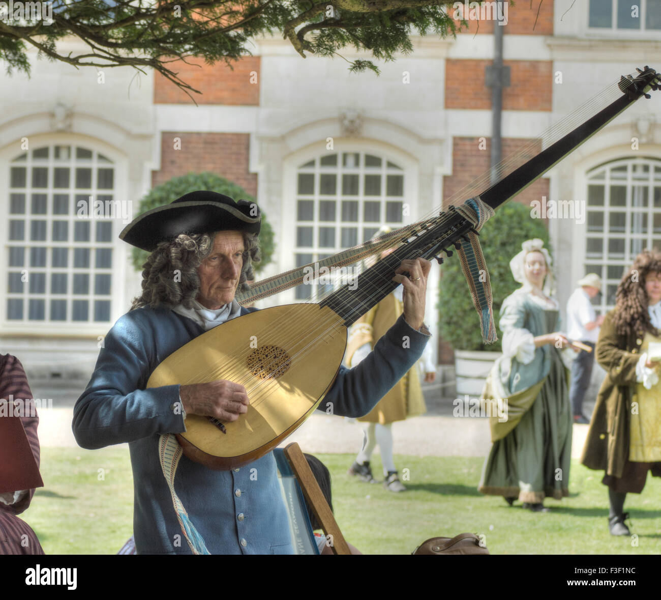 musicians in period costume,  Hampton court  lute player Stock Photo