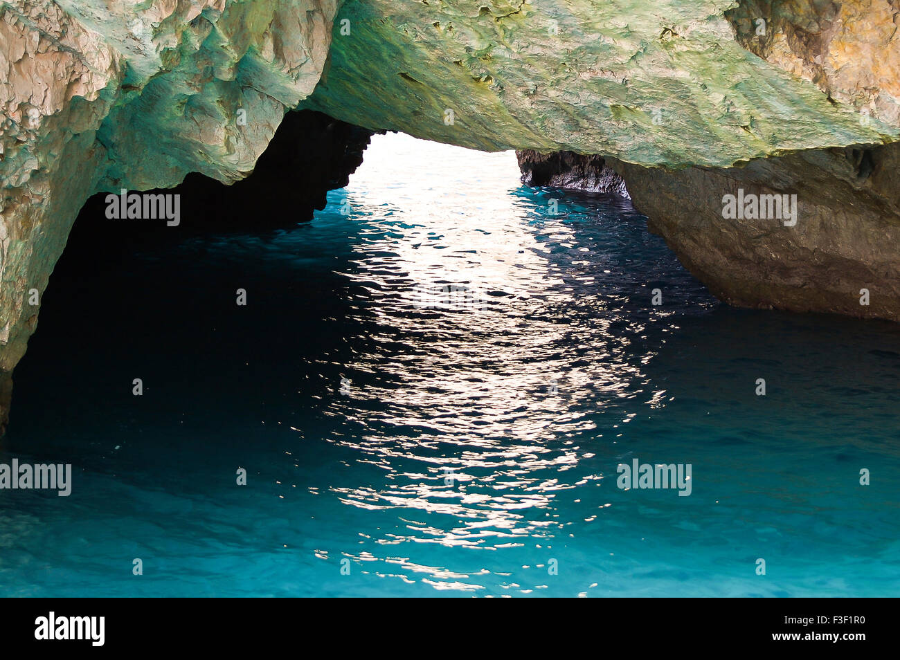 Capri cave hi-res stock photography and images - Alamy