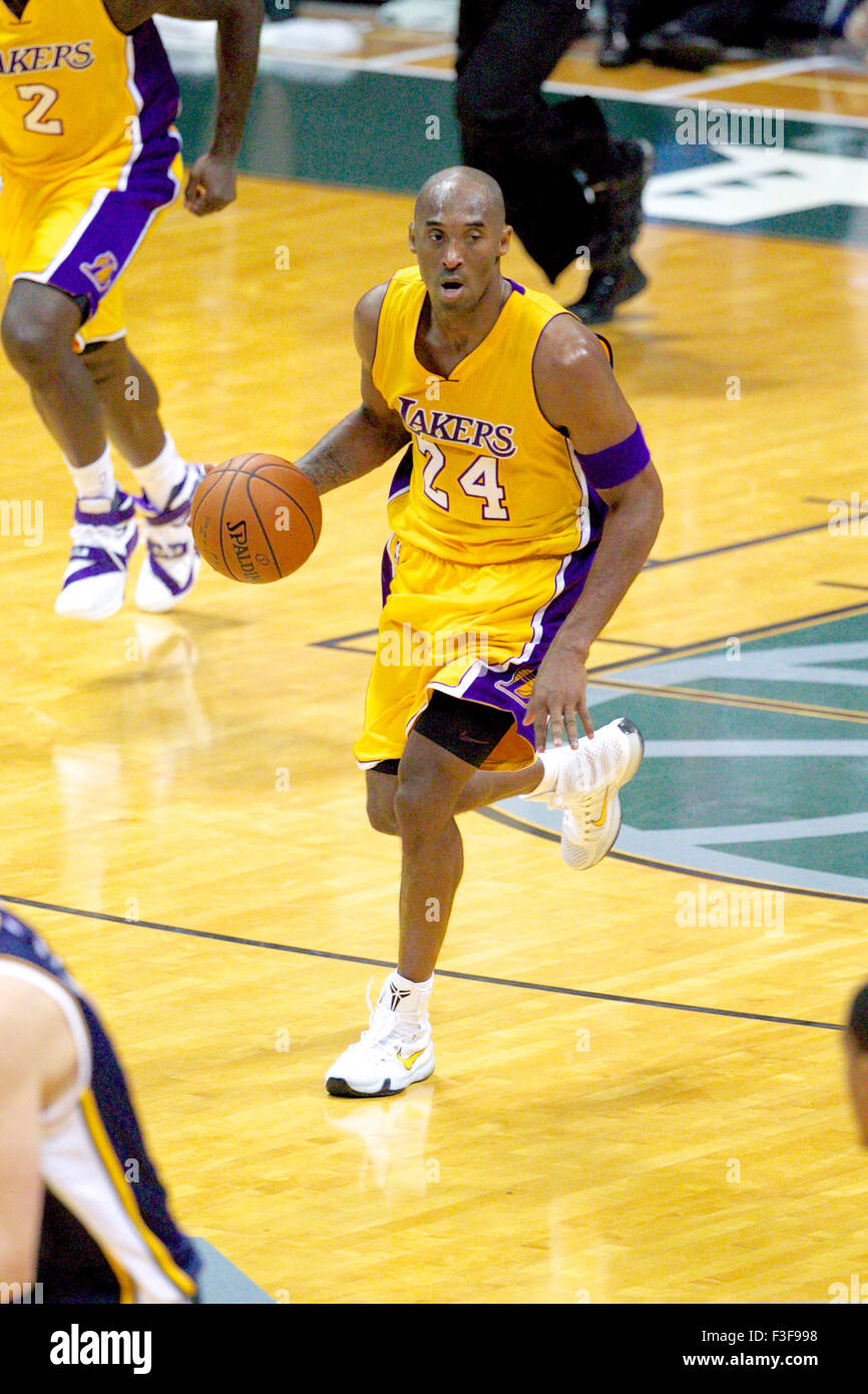 October 4, 2015 - Los Angeles Lakers guard Kobe Bryant #24 runs down the court during pre-season action between the Los Angeles Lakers and the Utah Jazz at the Stan Sheriff in Honolulu, HI. - Glenn Yoza/Cal Sport Media Stock Photo