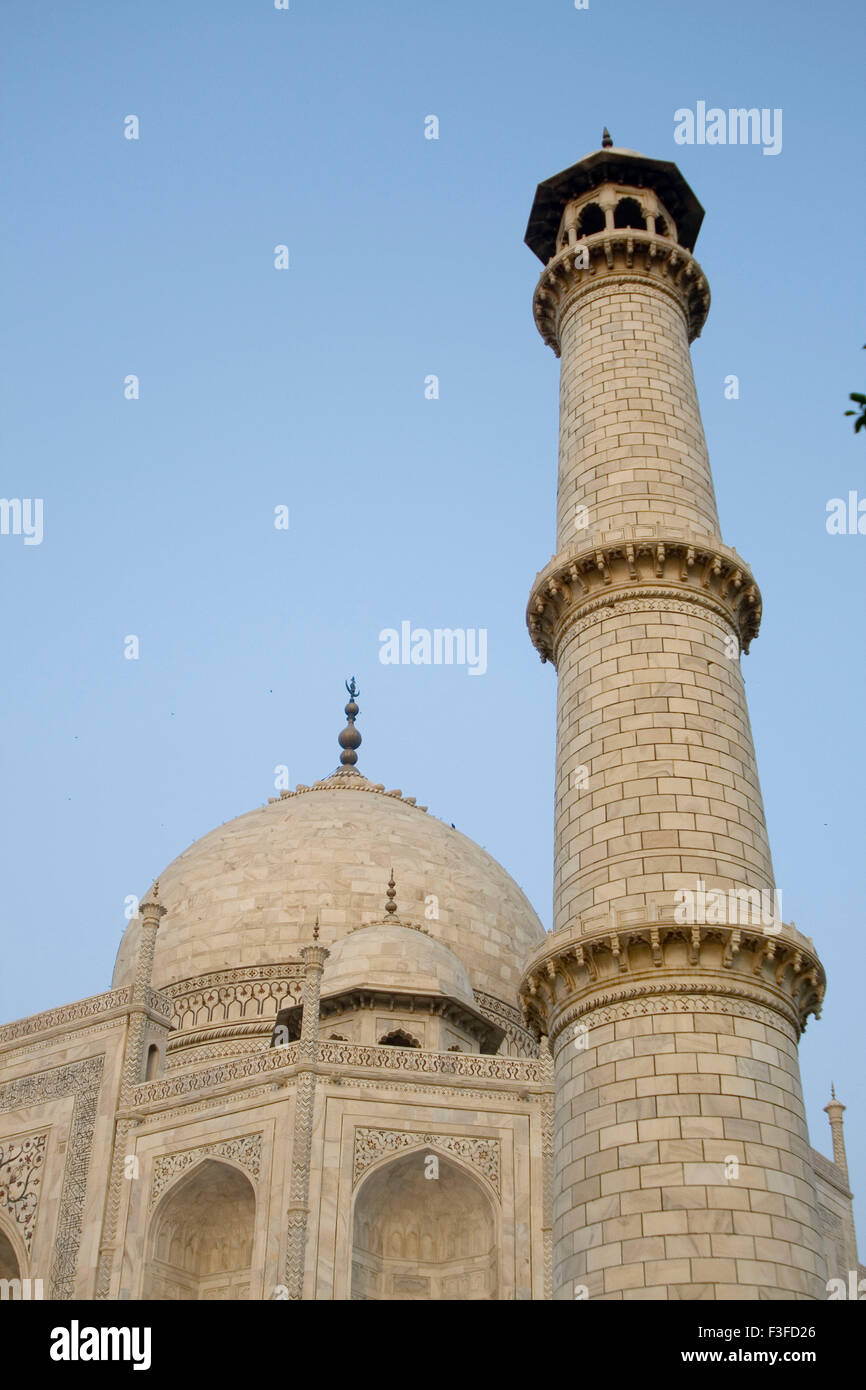 Taj mahal constructed by emperor Shah Jahan ; Agra ; Uttar Pradesh ; India Stock Photo