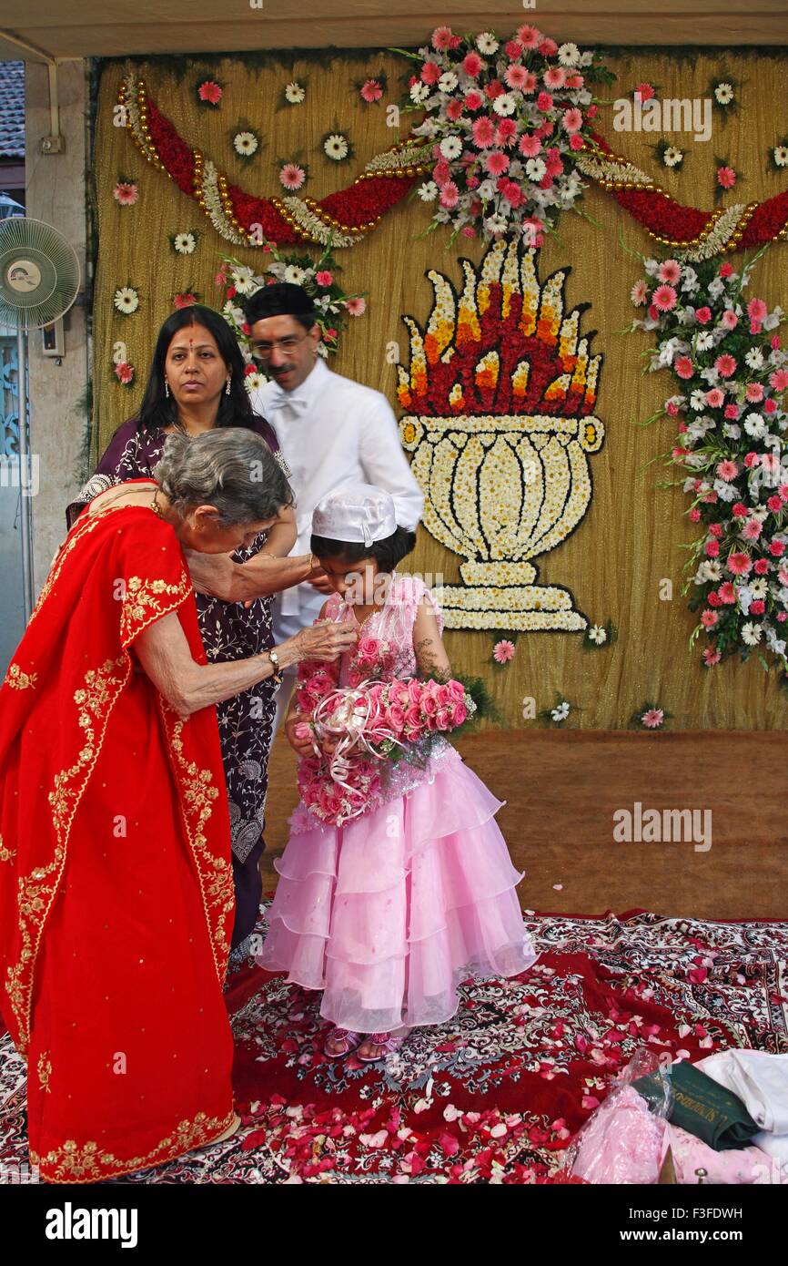 Ladies Dressing Navjot girl ; Ritual ; Parsi Navjot a thread ceremony ; India MR#735 Stock Photo