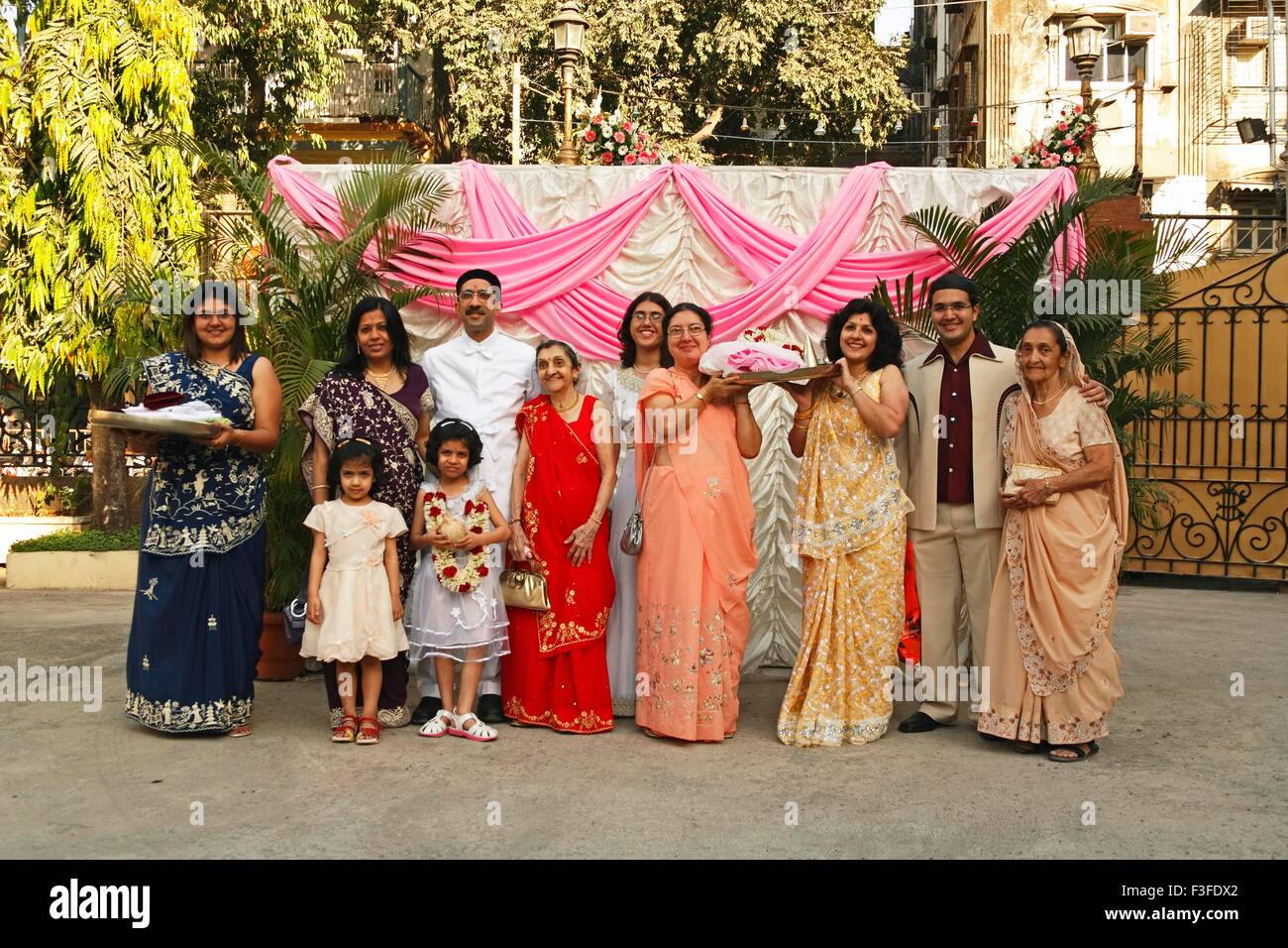 Sase contains Navjot garments ; Ritual ; Parsi Navjot a thread ceremony