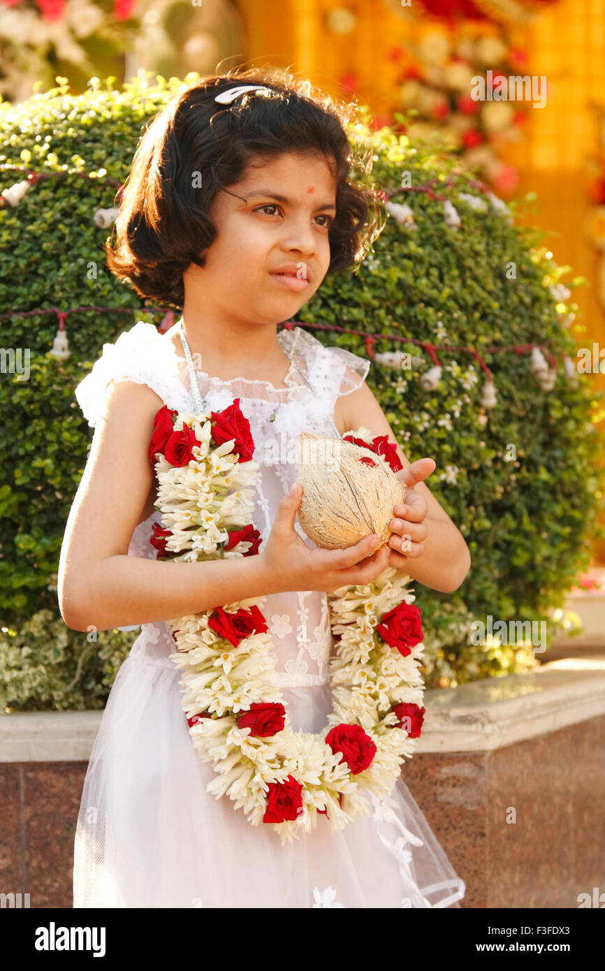 Ritual ; Parsi Navjot a thread ceremony ; India MR735 Stock Photo Alamy