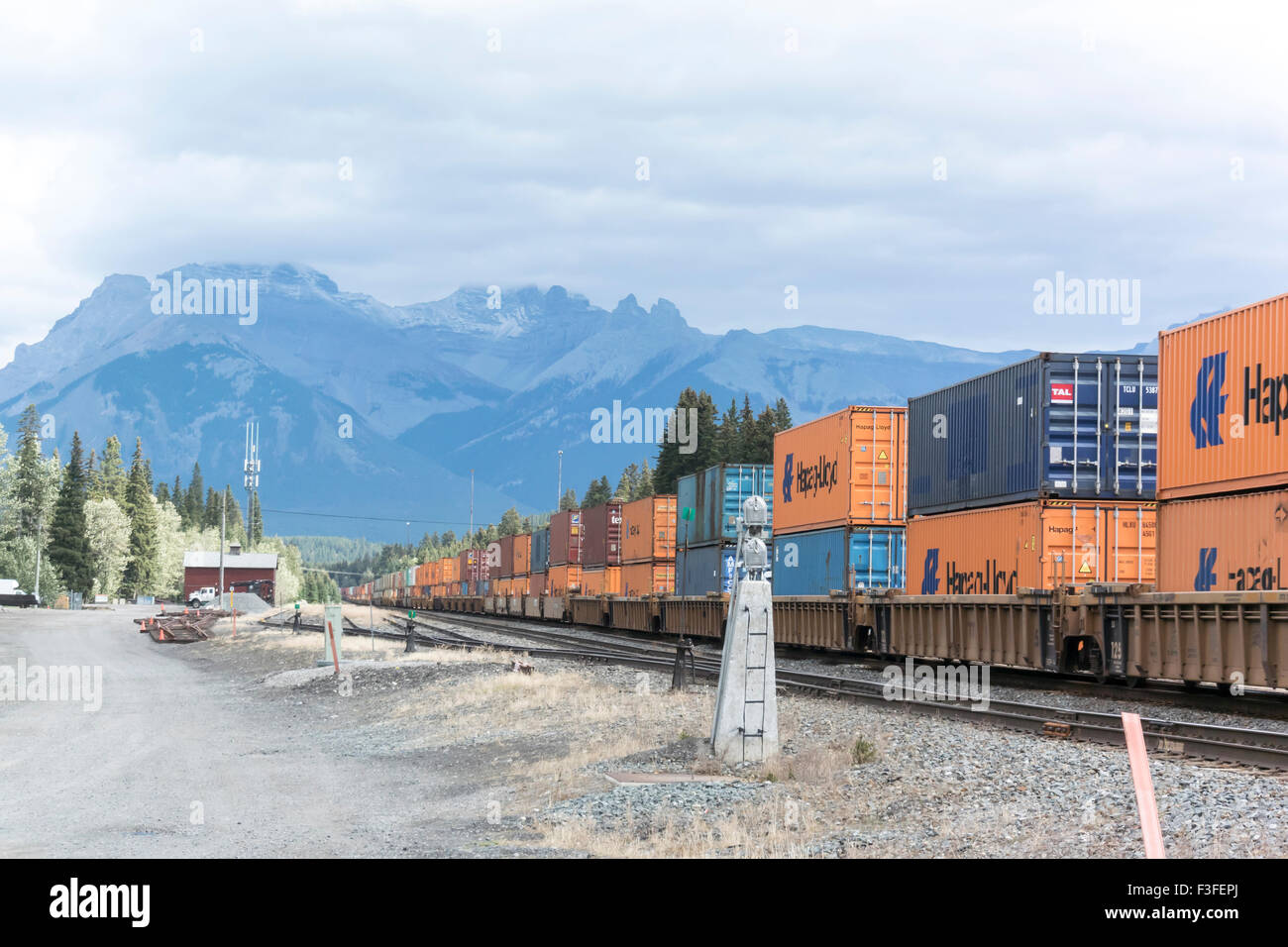 Canada train banff hires stock photography and images Alamy