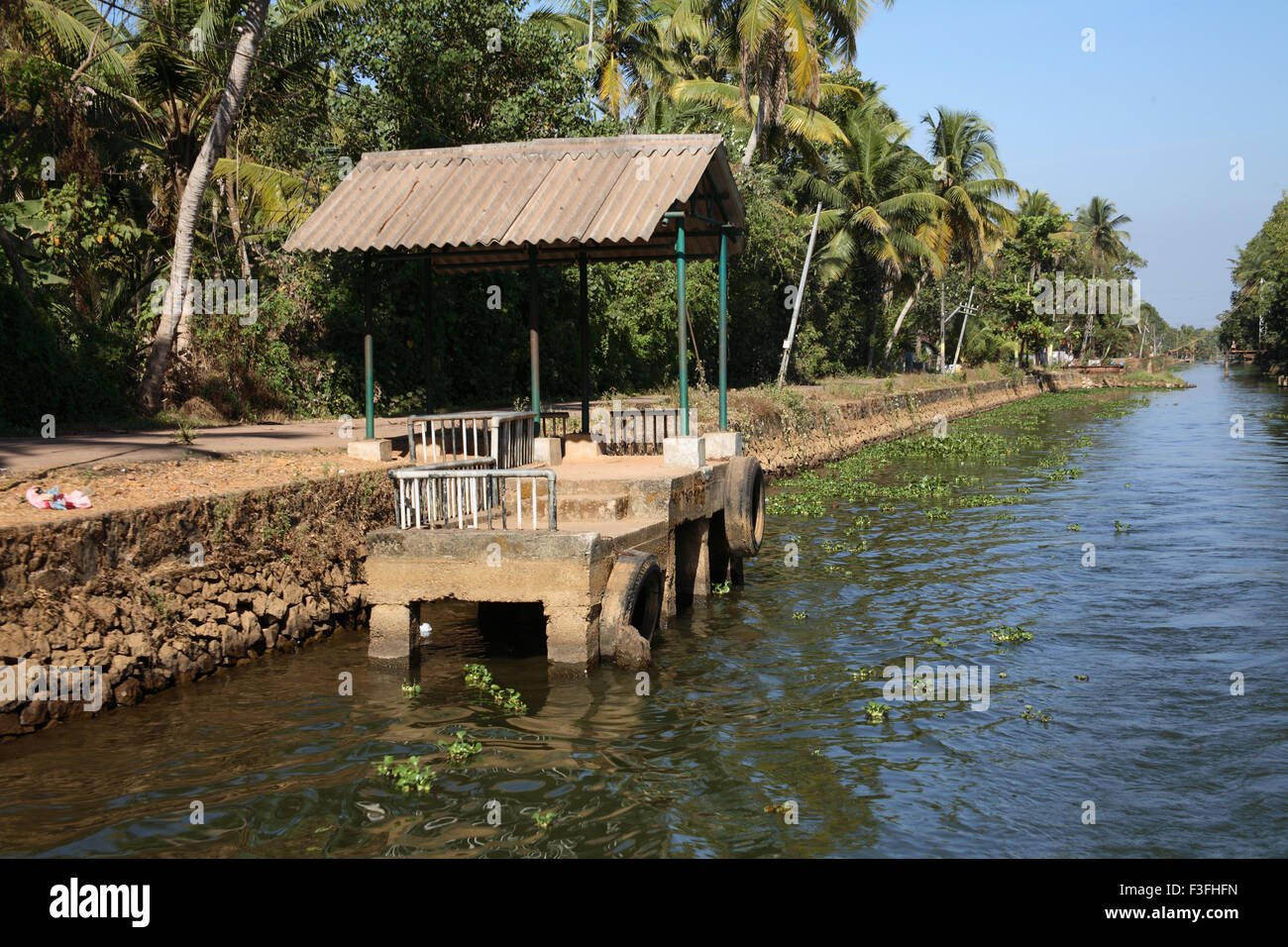 Boat jetty alleppey kerala india hires stock photography and images