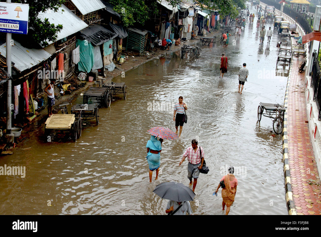 Flooded street, monsoon traffic, Calcutta, Kolkata, West Bengal, India, Asia Stock Photo