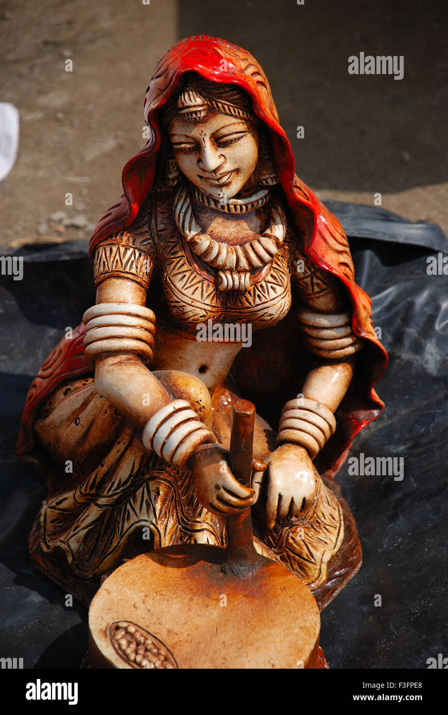 Grinding stone hires stock photography and images Alamy