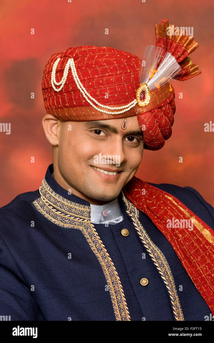 Indian bridegroom in traditional wearing for marriage ceremony MR