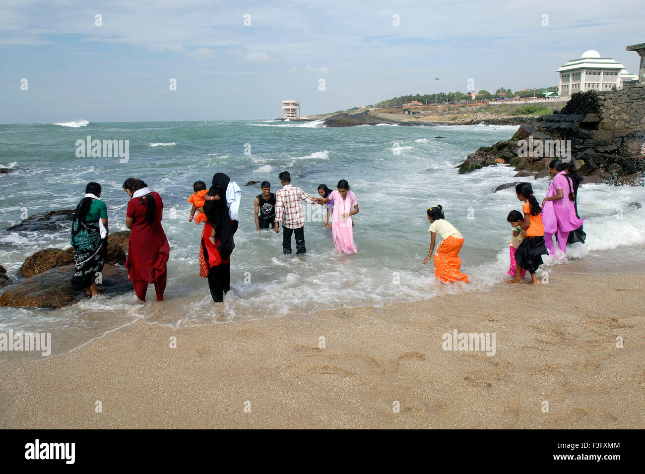 Statue of Thiruvalluvar in the Ocean at Kanyakumari in Tamil Nadu India Editorial Photography - Image of kanyakumari, sculpture: 211138112