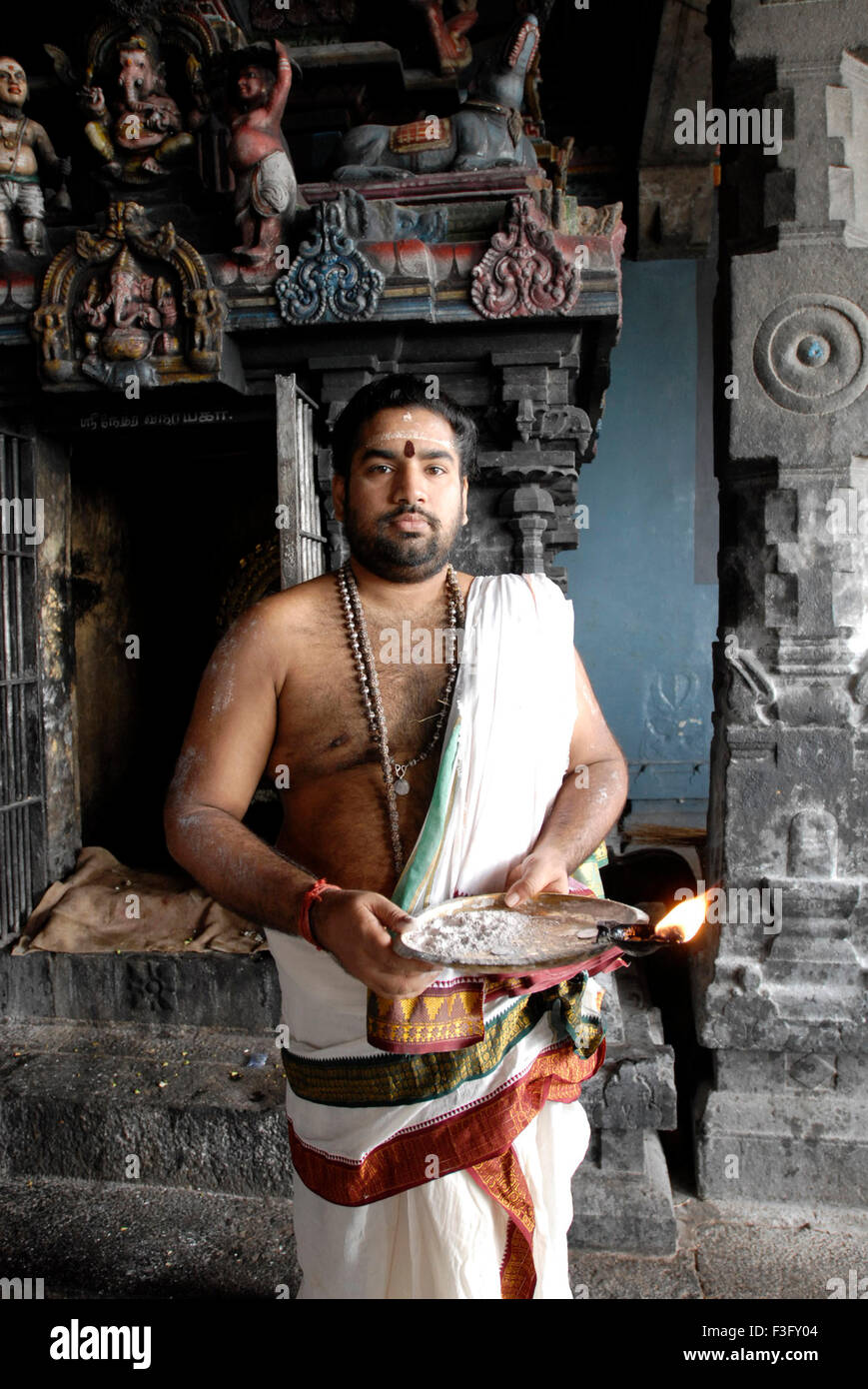 Temple Pujari In English Sellers Sale www.congressintercultural.eu