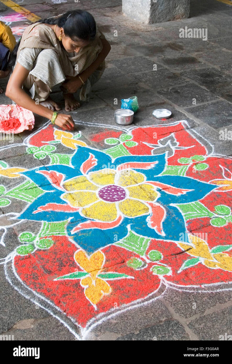 Kolam auspicious art of decorating courtyards of temples Tamil Nadu