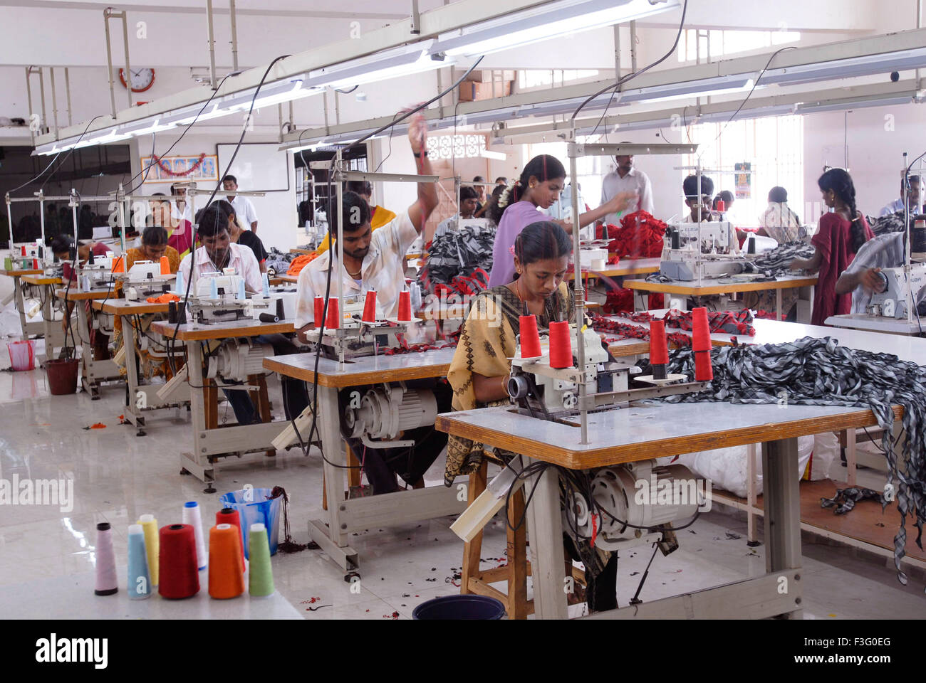Factory tiruppur india hires stock photography and images Alamy