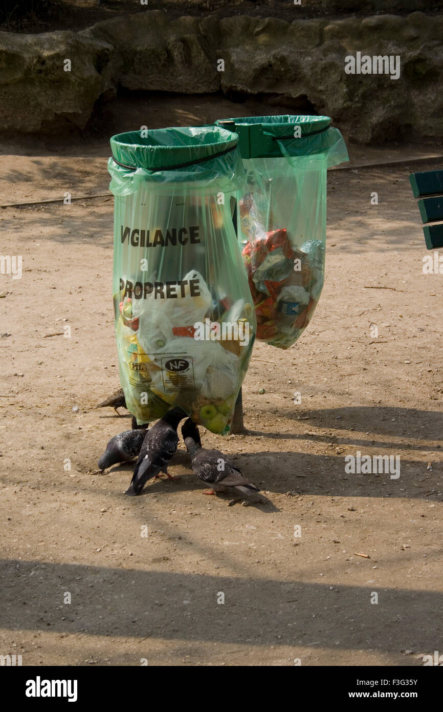 Waste bag ; plastic dustbin ; garbage bag ; disposal bag ; bin bag ; rubbish bag ; trash bag ; refuse sack ; disposable bag ; Paris ; France ; Europe Stock Photo