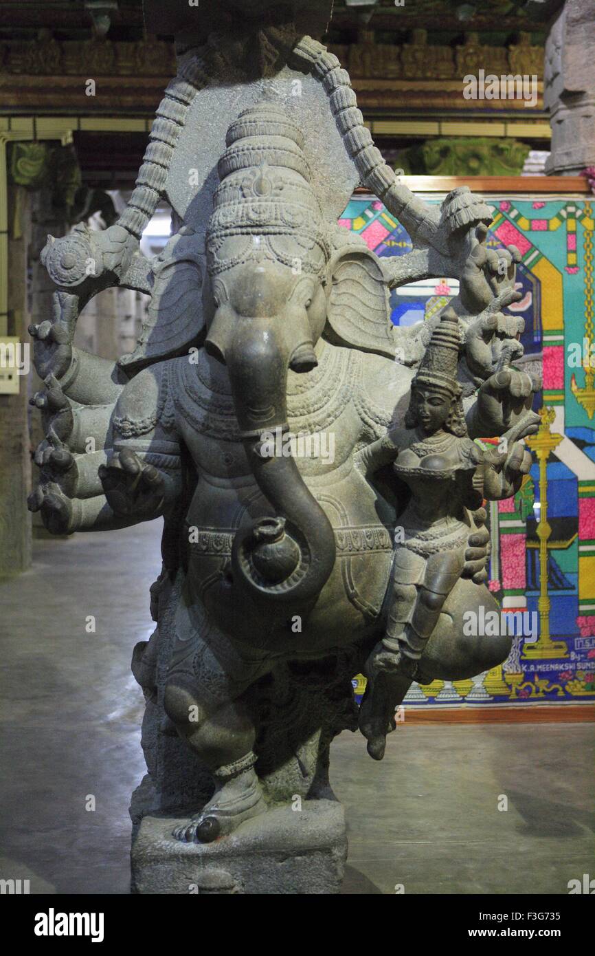 God Ganesha statue in art Museum 1000 pillared hall in Meenakshi Amman Temple built in 1623 55