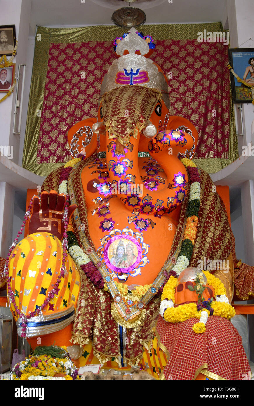 Bada Ganesh temple at Indore ; Madhya Pradesh ; India Stock Photo - Alamy, image size:870x1390