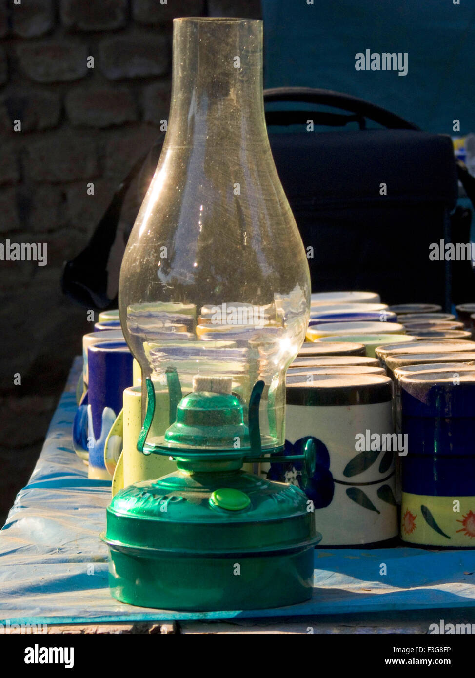 Small kerosene lamp hi res stock photography and images Alamy