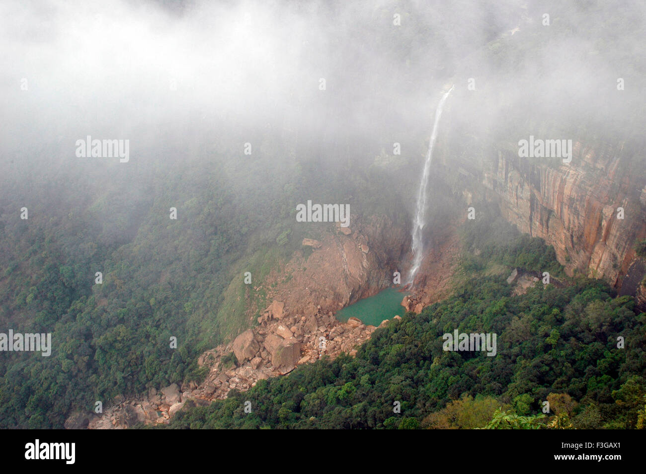 Noh Kalikai falls ; Nrupen ; Cherrapunjee ; India Stock Photo