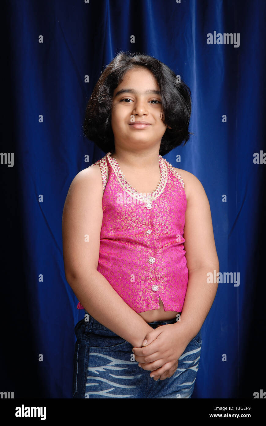 India smart girl hi-res stock photography and images - Alamy