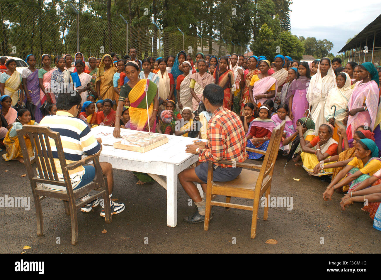 Labour payment at tea garden in assam hi-res stock photography and ...