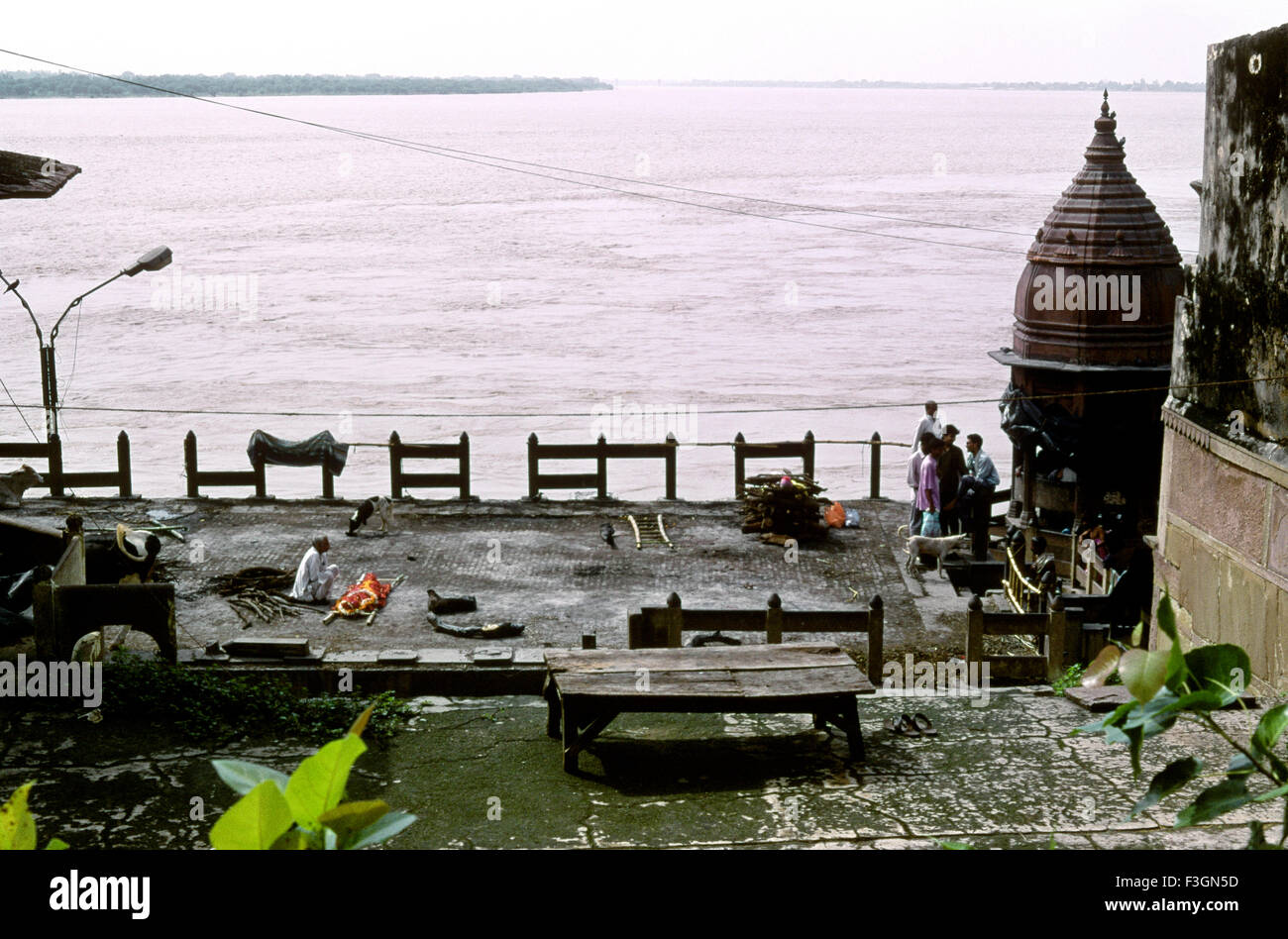 Last resting place ; manikarna ghat at Varanasi ; Uttar Pradesh ; India Stock Photo