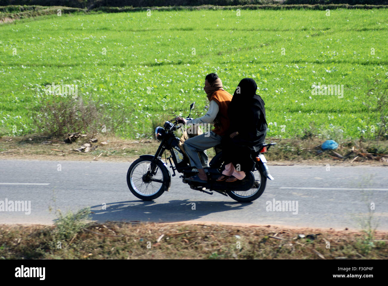 india couple bike stock