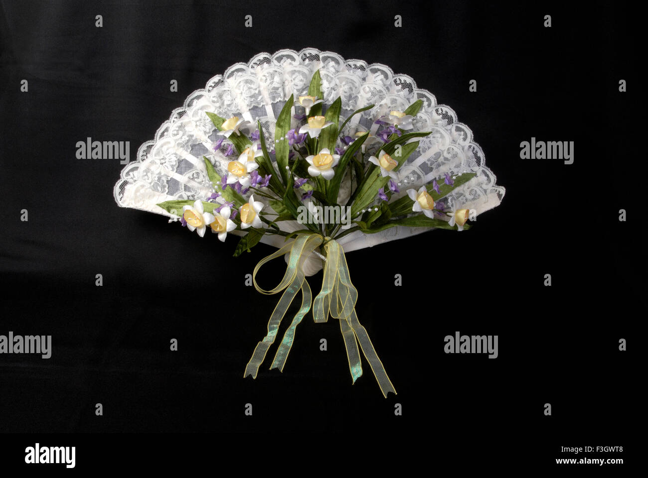 Bridal Fan Used In Christian Wedding Made In Sateen Cloth Name Of Stock Photo Alamy Bridal Fan Used In Christian Wedding Made In Sateen Cloth Name Of Stock Photo Alamy