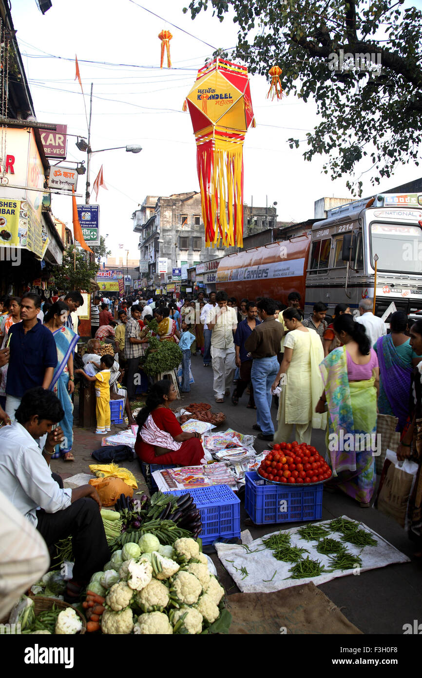 Dadar west street market hires stock photography and images Alamy