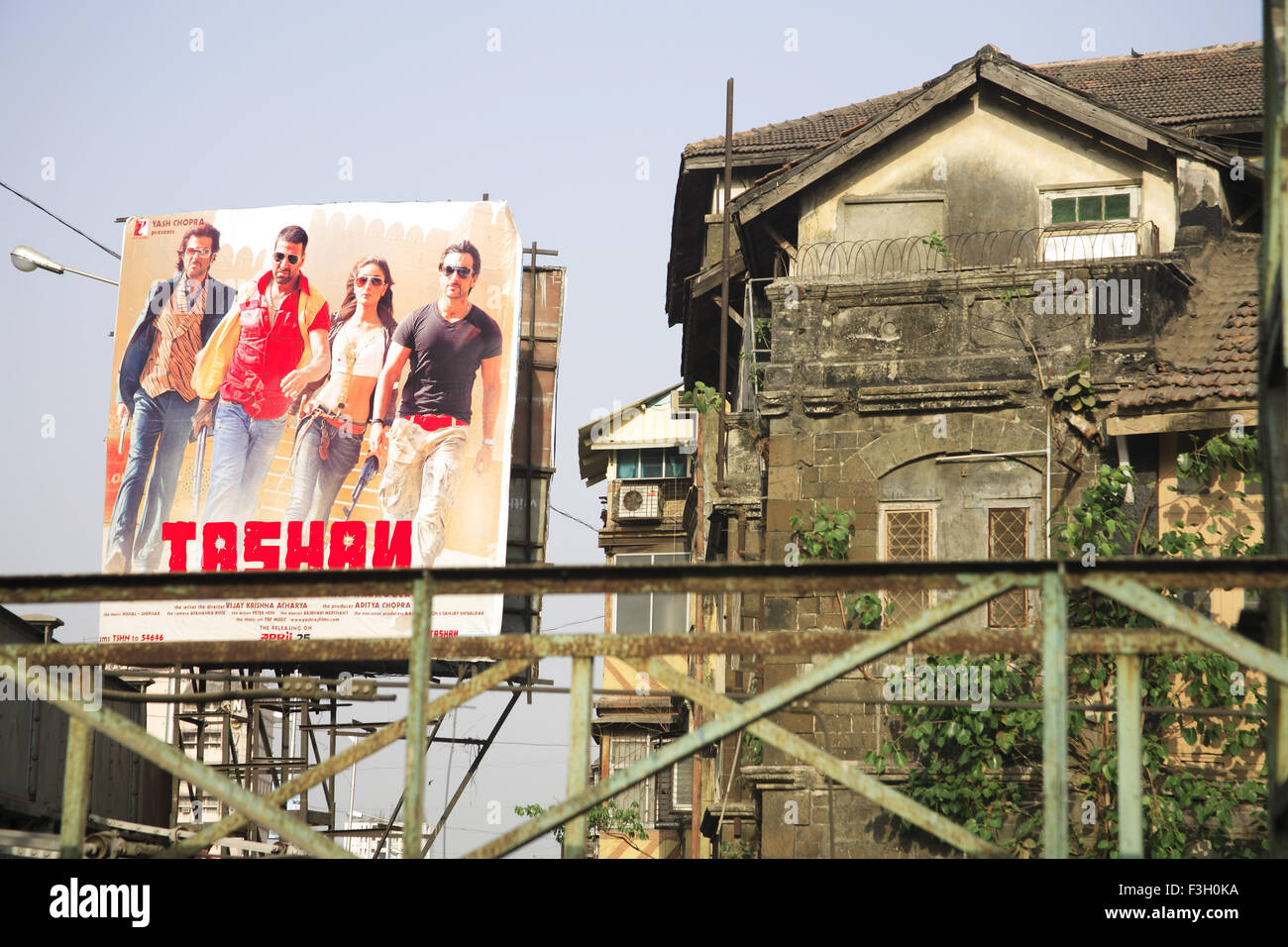 Old Building And Bollywood Hindi Movie Poster Tashan At Grant Road Stock Photo Alamy https www alamy com stock photo old building and bollywood hindi movie poster tashan at grant road 88269534 html