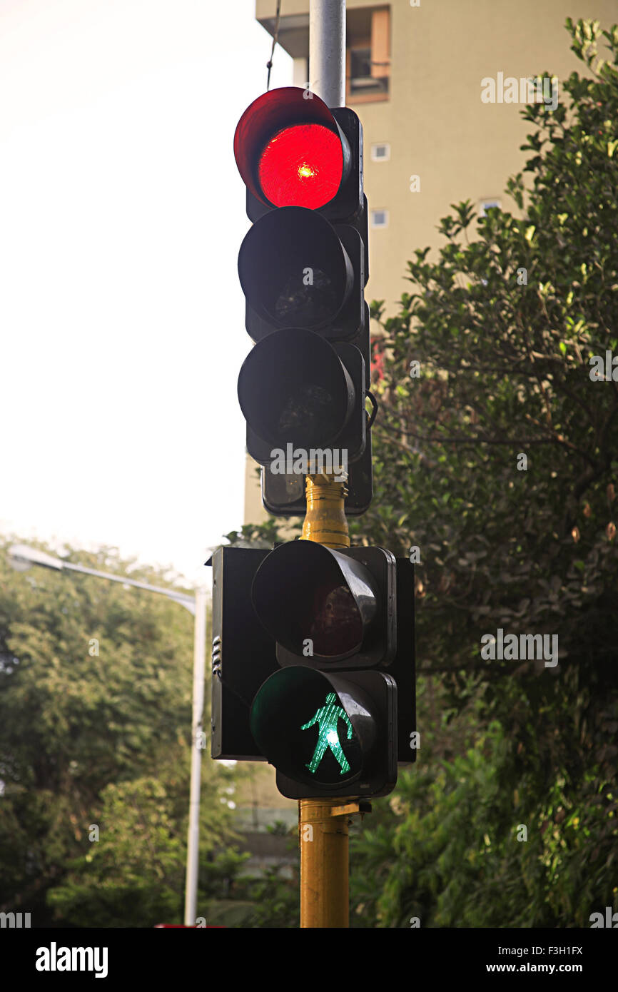 Traffic signal on road ; Grant road ; Bombay now Mumbai ; Maharashtra