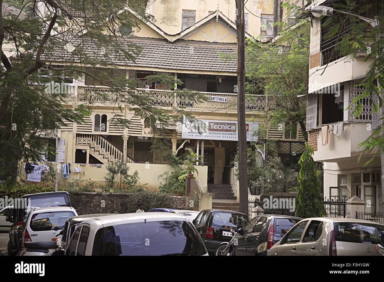 Old building rattivilla ; Javji dadaji street ; Tardeo ; Grant Road ; Bombay Mumbai ; Maharashtra ; India Stock Photo