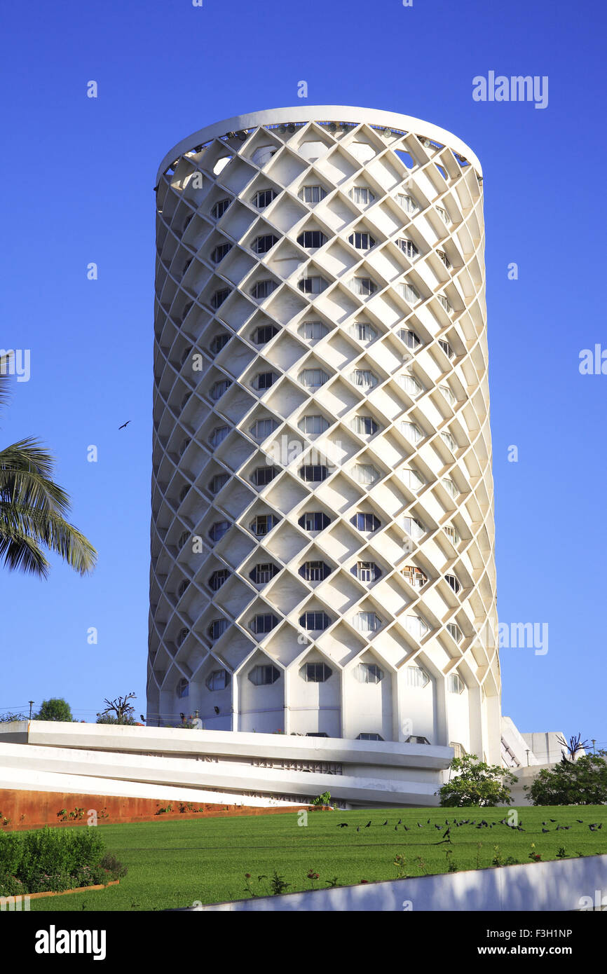 Nehru Science Centre at Dr. Annie Besant road ; Worli ; Mahalakshmi
