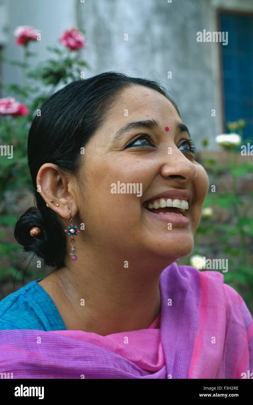 shruti ulfat holi