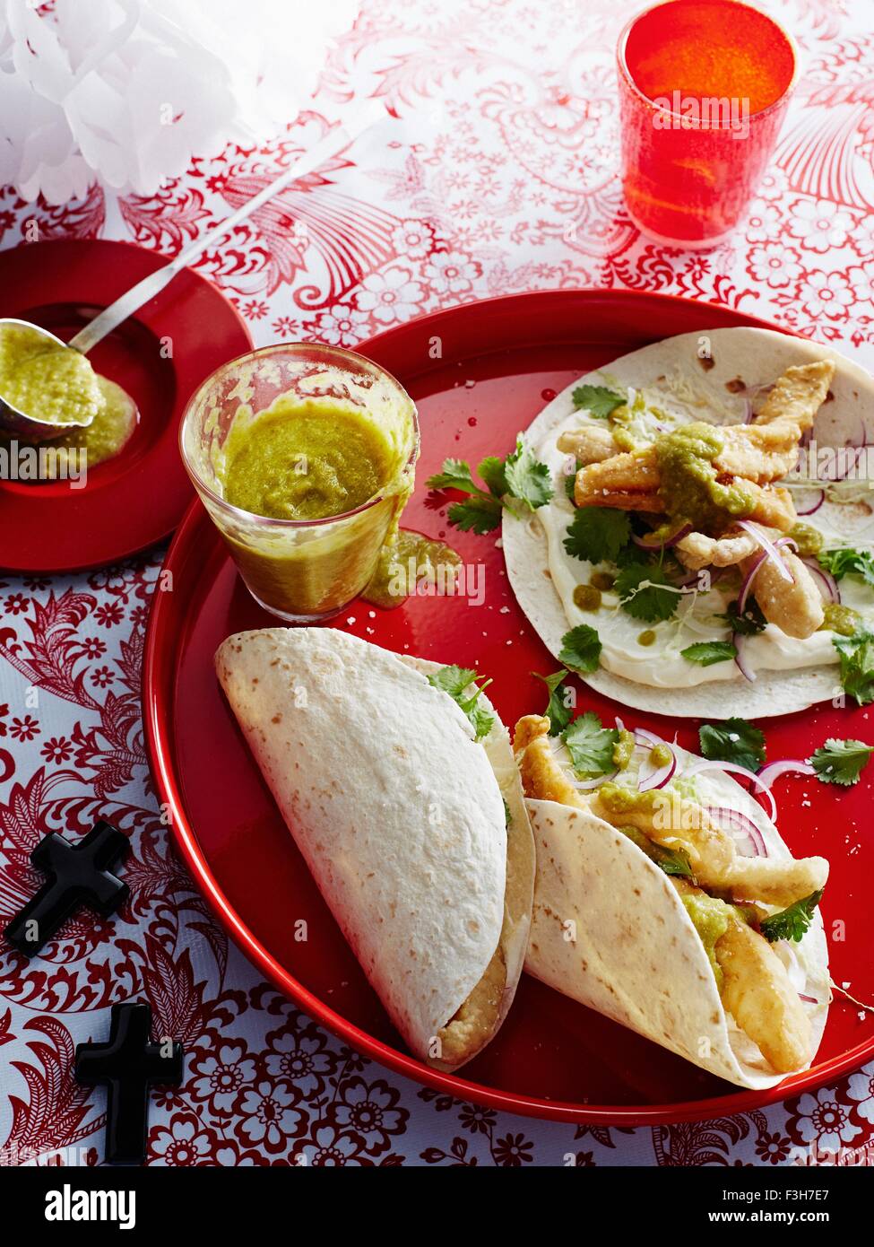 Mexican green jalapeno sauce and tortillas Stock Photo Alamy