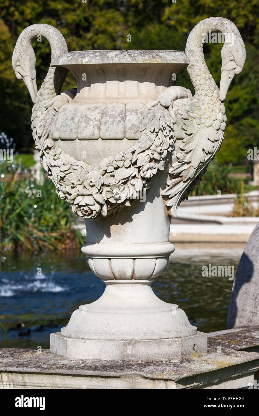 An example of the beautiful sculptures in the Italian Garden in