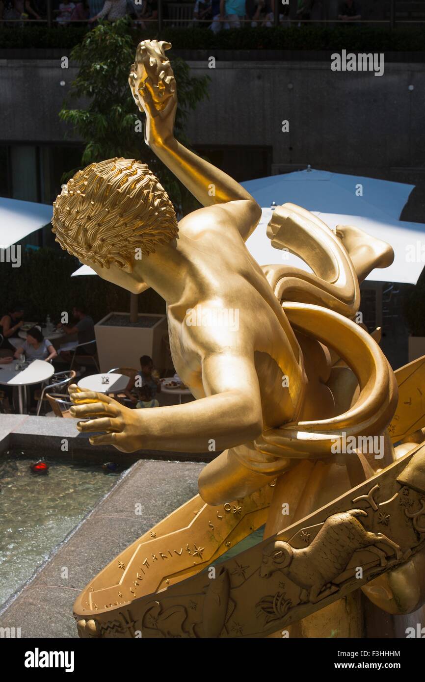 Prometheus statue,  Rockefeller Centre, Manhattan, New York, USA Stock Photo