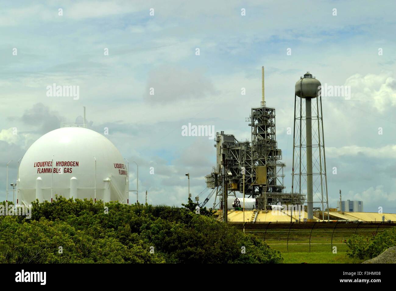 Launch Pad in Kennedy Space Center Stock Photo Alamy