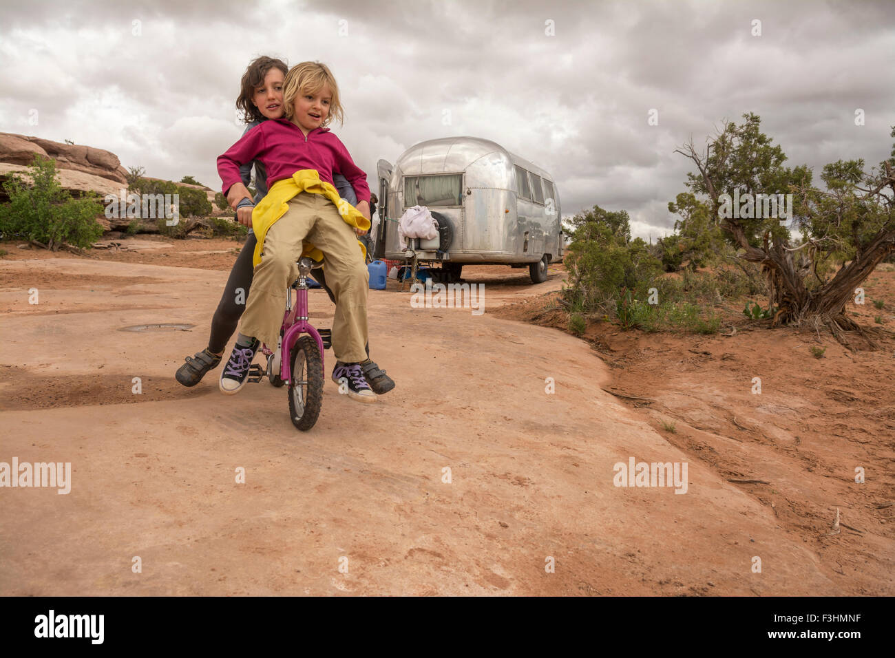 Little girls mountain online bike