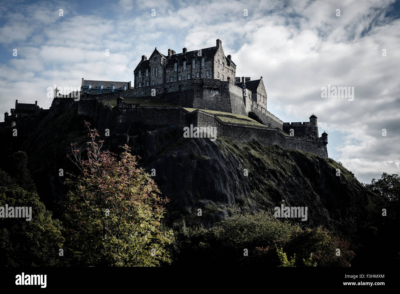 Look at Edinburgh Castle