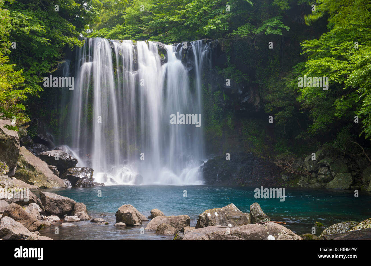 cheonjeyeon-waterfalls-hi-res-stock-photography-and-images-alamy
