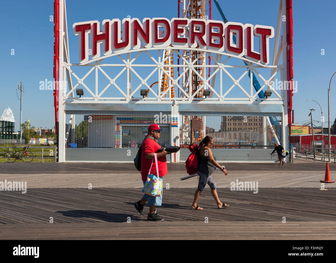 Luna park coney island ride hi-res stock photography and images - Alamy