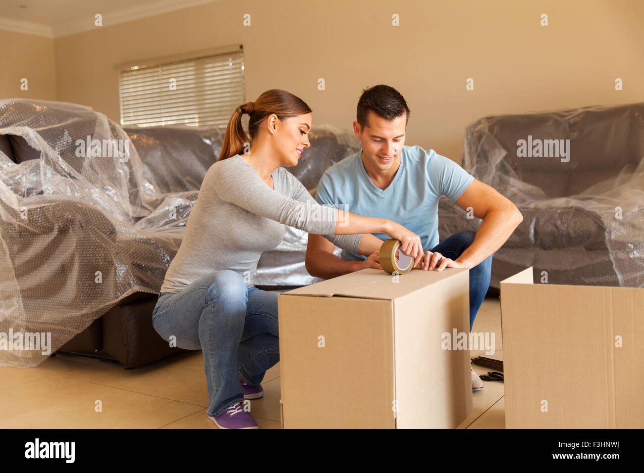 Sealing box hires stock photography and images Alamy