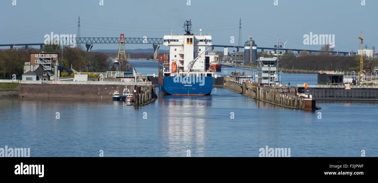 Entrance to Kiel Canal Stock Photo Alamy