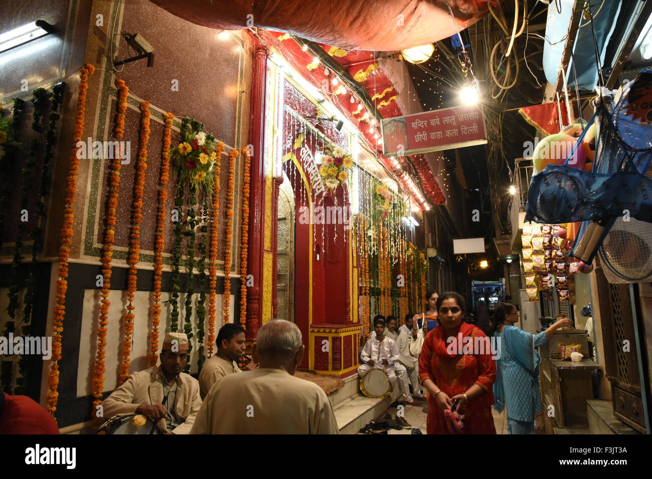Baba Laloo or Lalu JasRai temple (Khatri Temple) outside decorated with flowers and lights during festival,old delhi,India,Asia Stock Photo