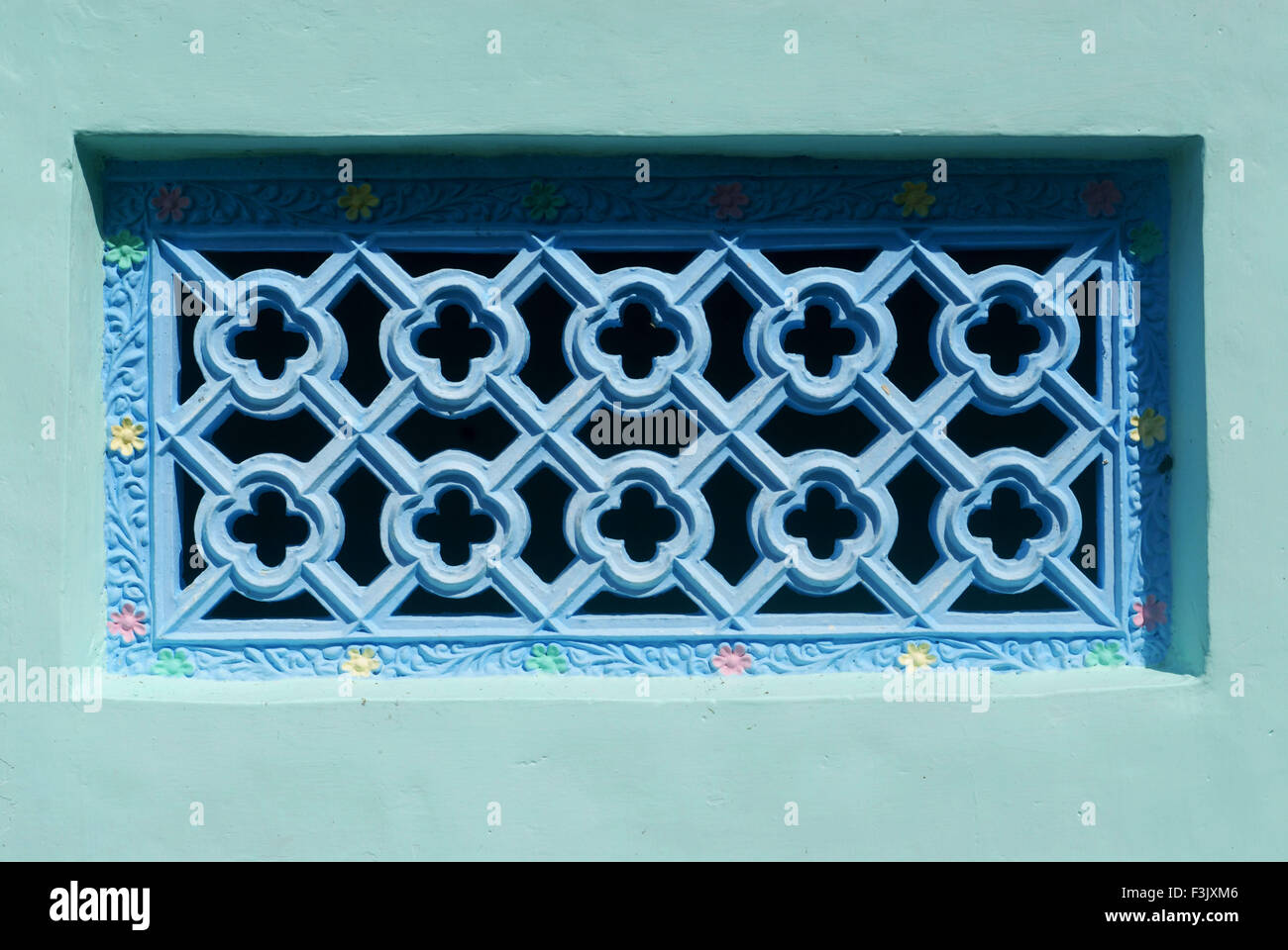 cement concrete jali side wall Shri Dasabhuj Lakshmi Ganesh temple