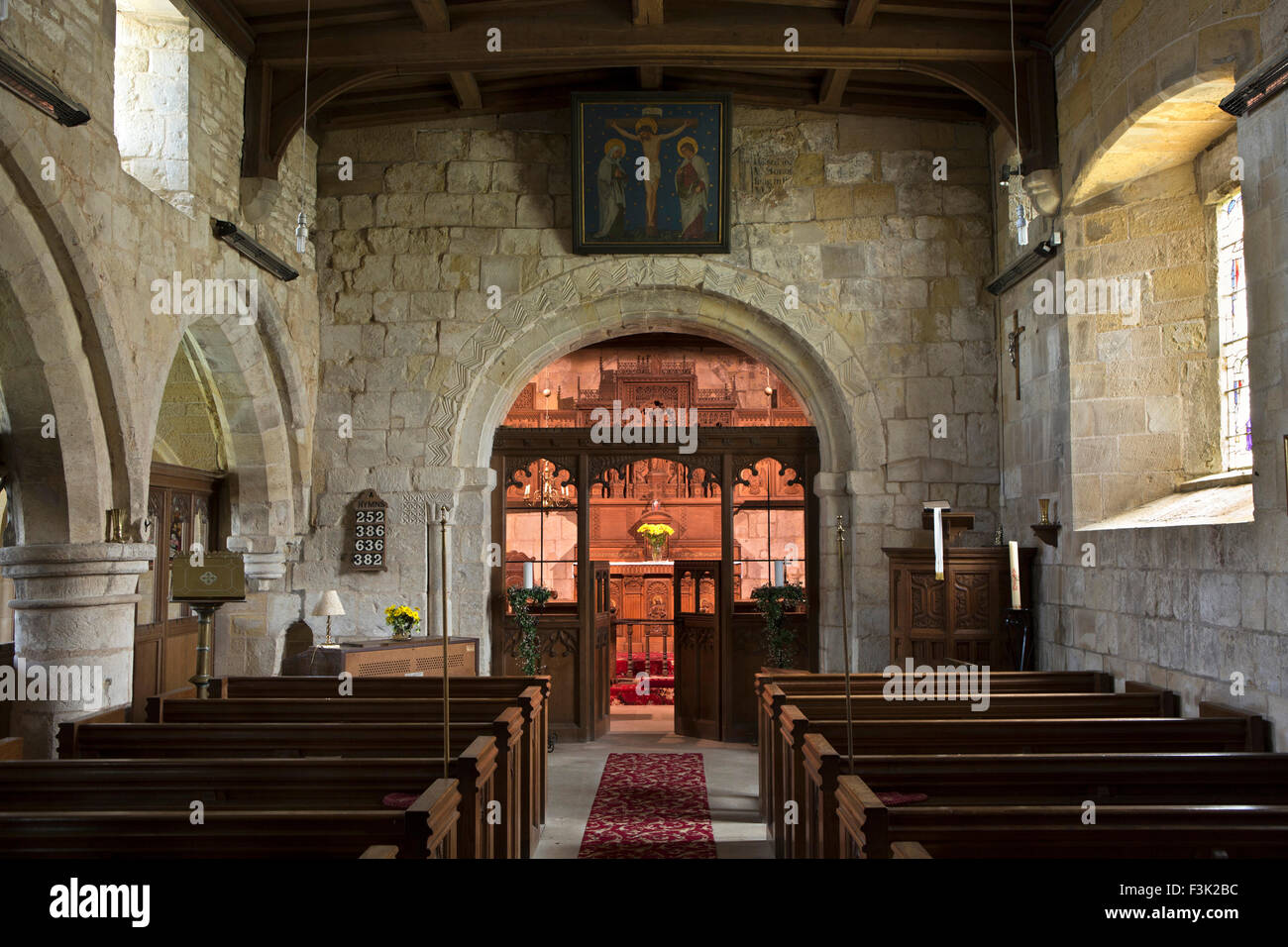 UK, England, Yorkshire East Riding, Fridaythorpe, St Mary’s church, interior, Norman patterned chancel arch Stock Photo