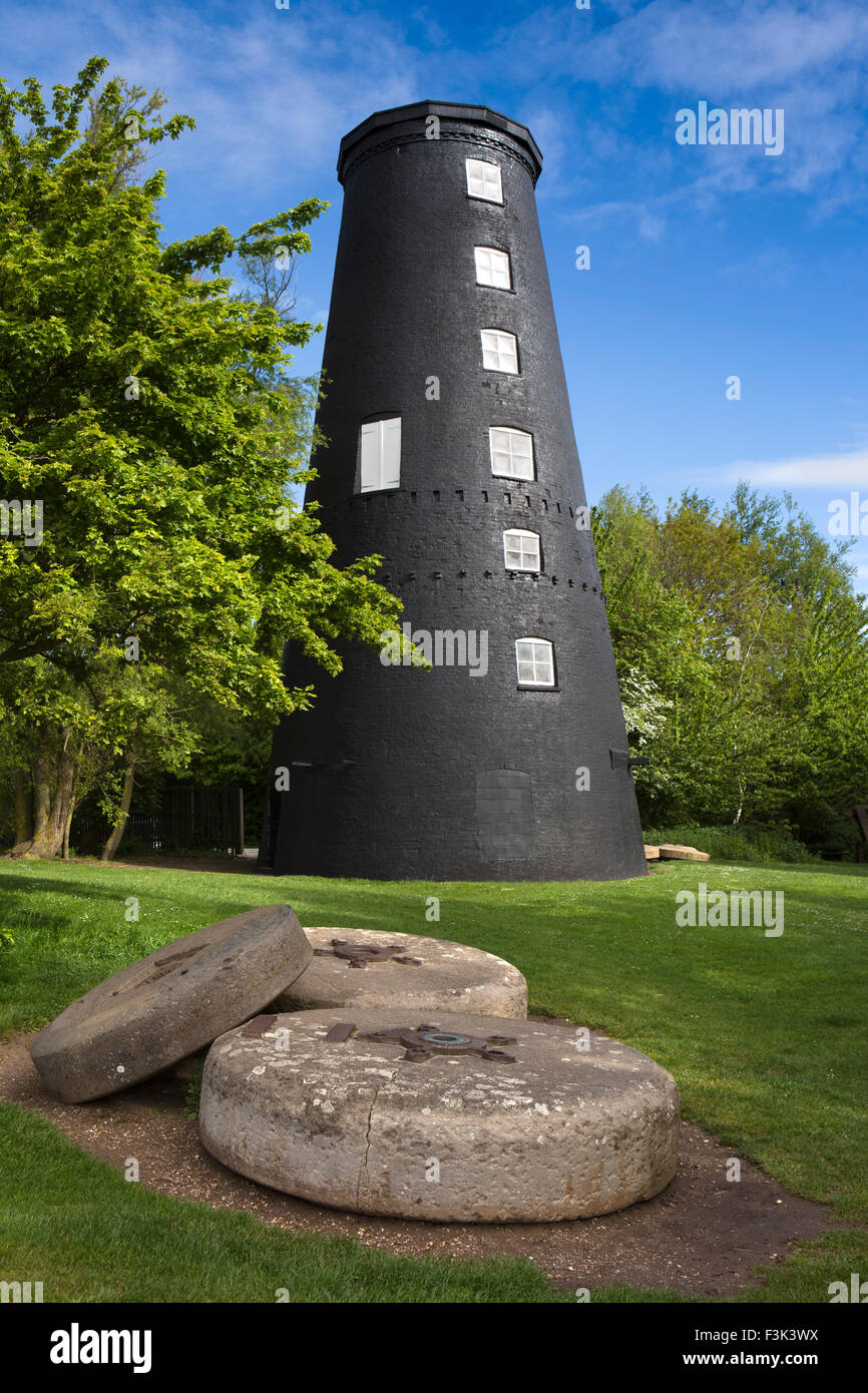UK, England, Yorkshire East Riding, Hessle, old riverbank Whiting Mill Stock Photo