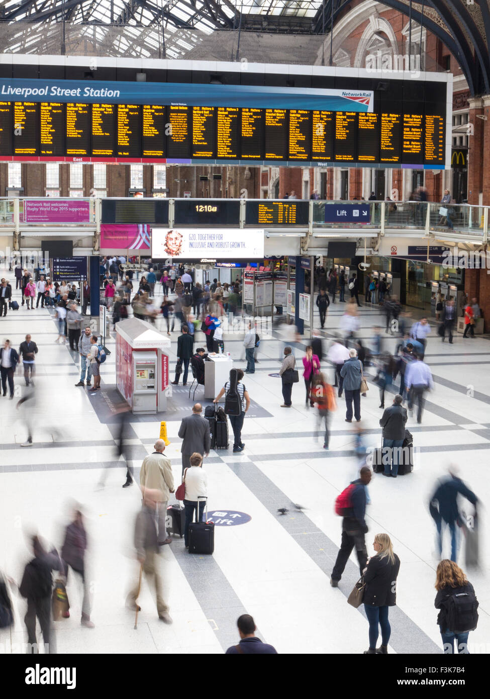 Liverpool street station in london rush hour Stock Photo