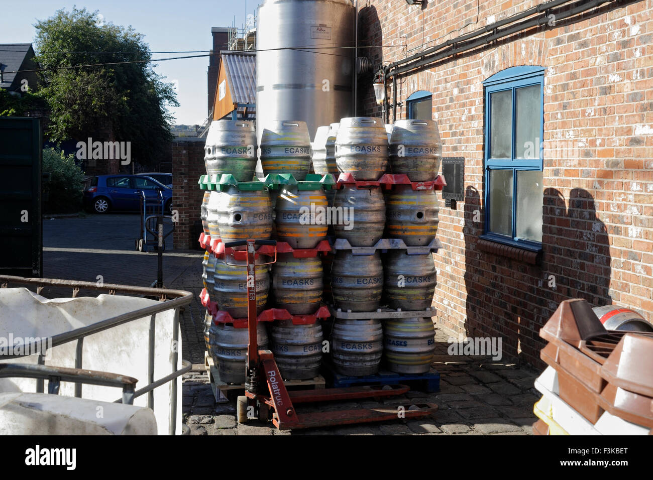 Download Beer Pallets High Resolution Stock Photography And Images Alamy PSD Mockup Templates